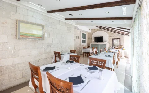 BY3A1257